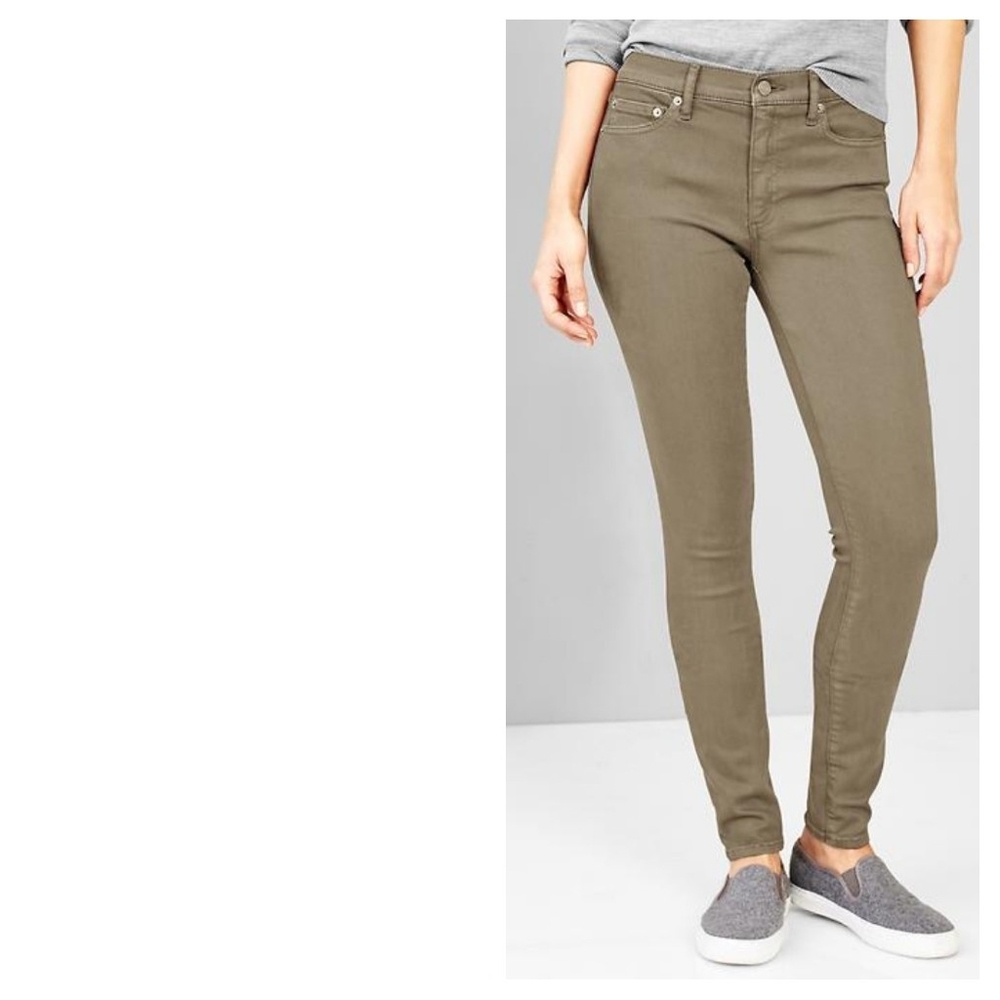 GAP Women's Skinny Jeans in Olive